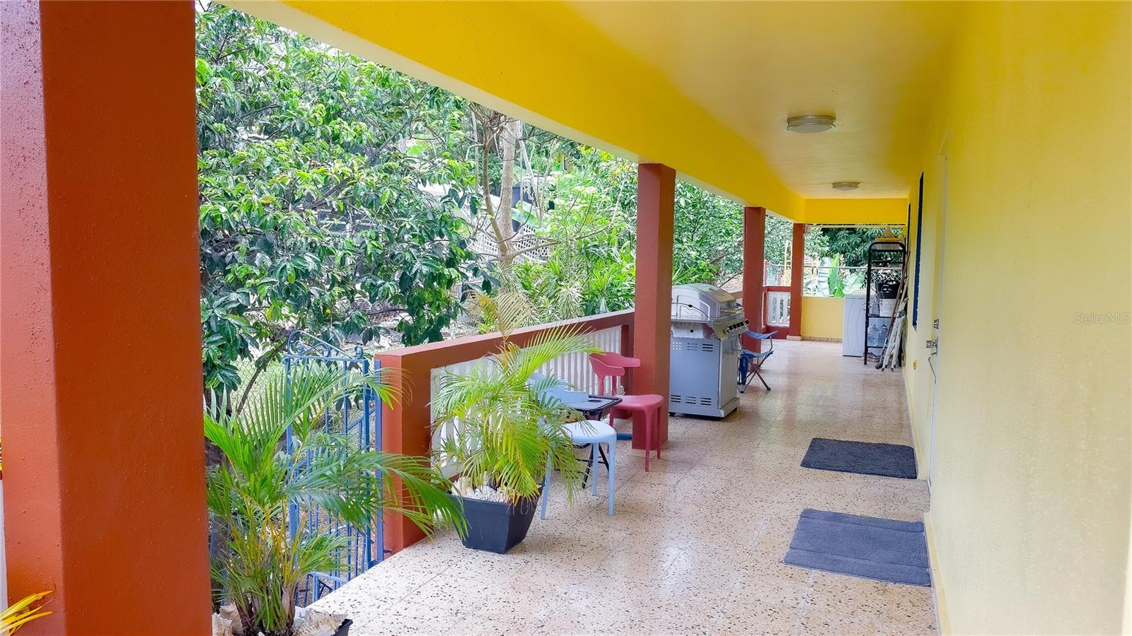 BARRIO FLOENCIO QUEBRADA - Residential