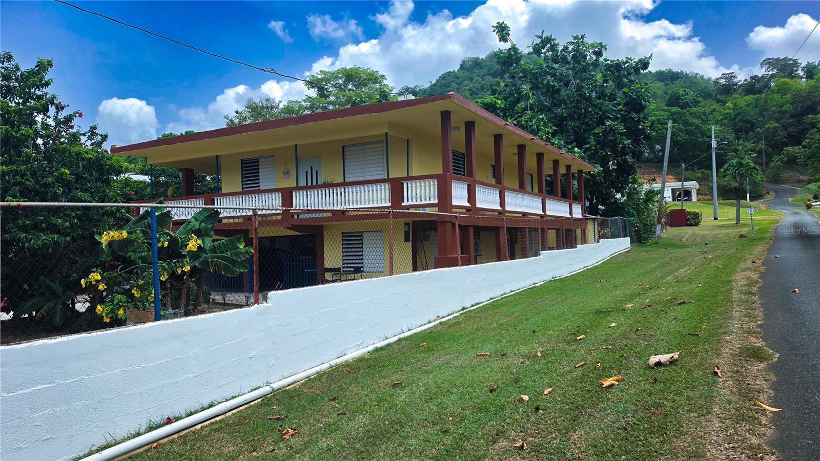 BARRIO FLOENCIO QUEBRADA - Residential