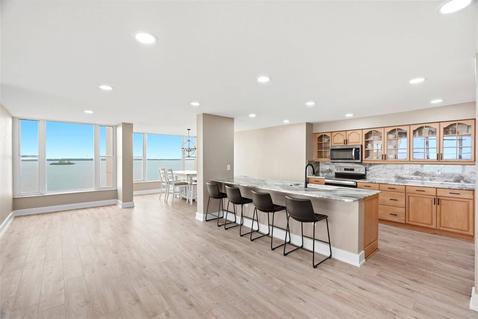 EDGEWATER ARMS 4TH CONDO - Residential