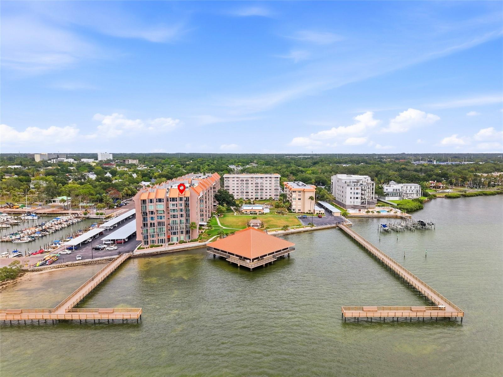 EDGEWATER ARMS 4TH CONDO - Residential