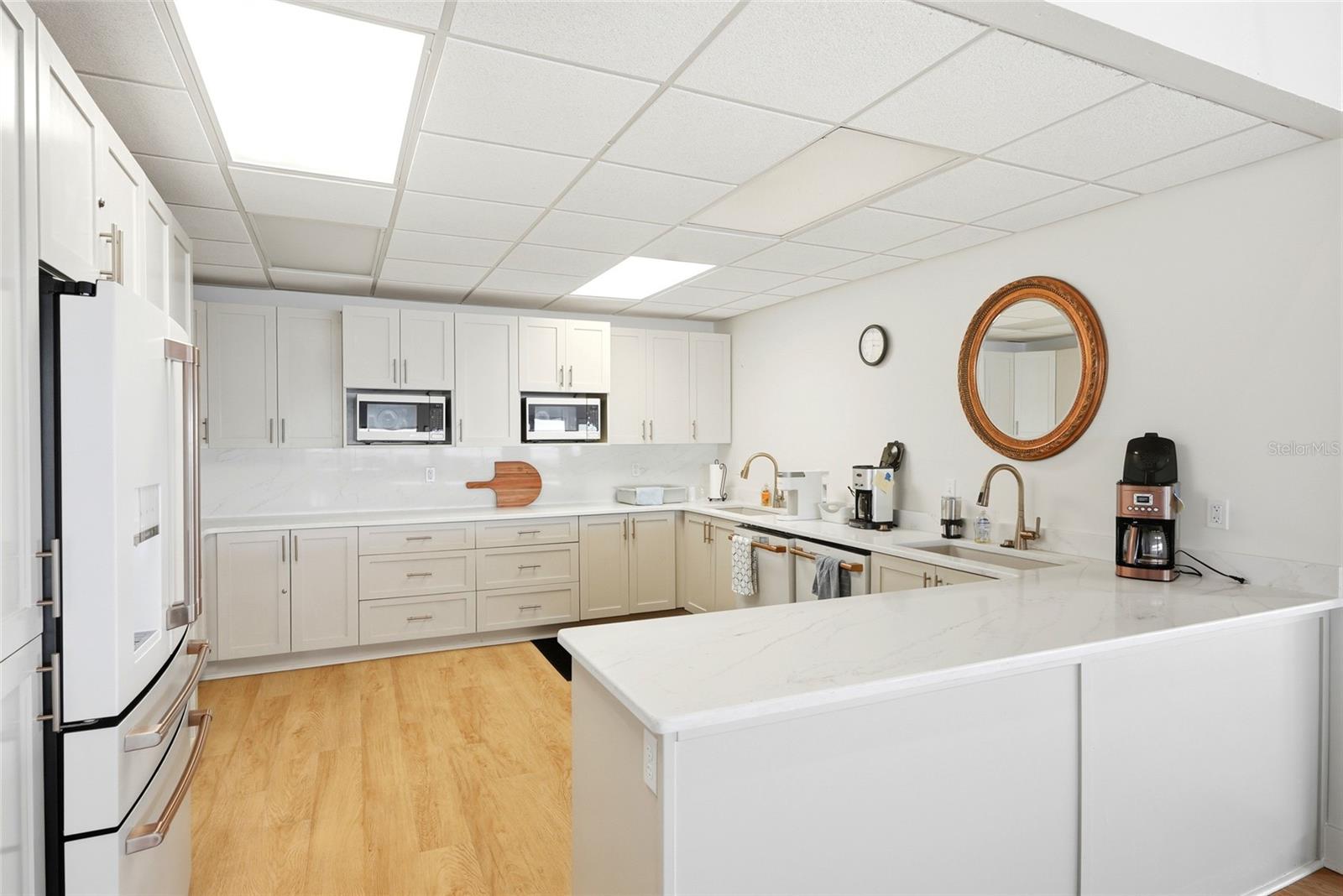 EDGEWATER ARMS 4TH CONDO - Residential
