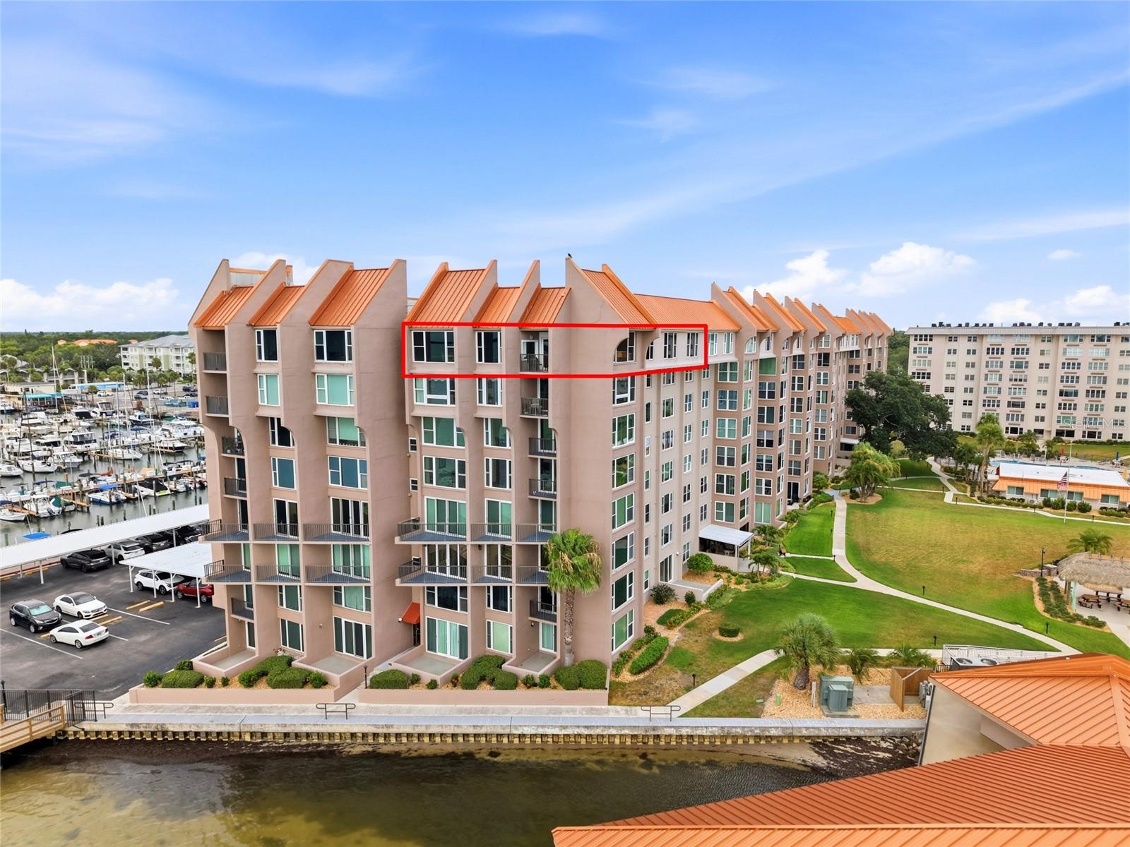 EDGEWATER ARMS 4TH CONDO - Residential