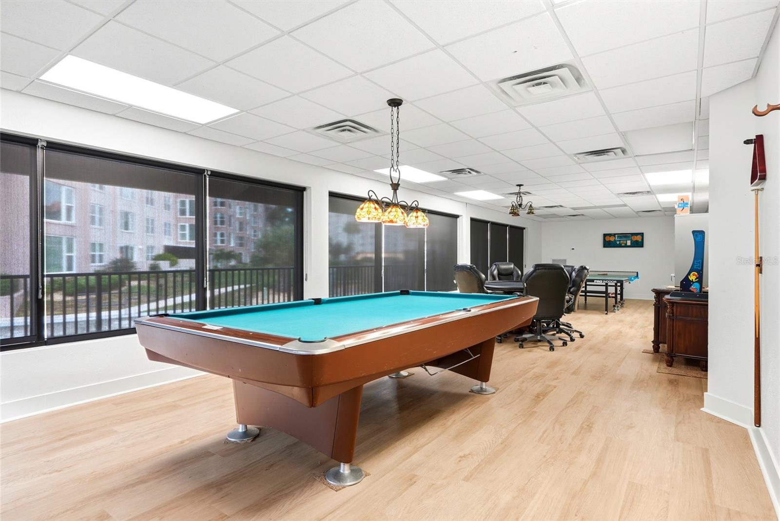 EDGEWATER ARMS 4TH CONDO - Residential