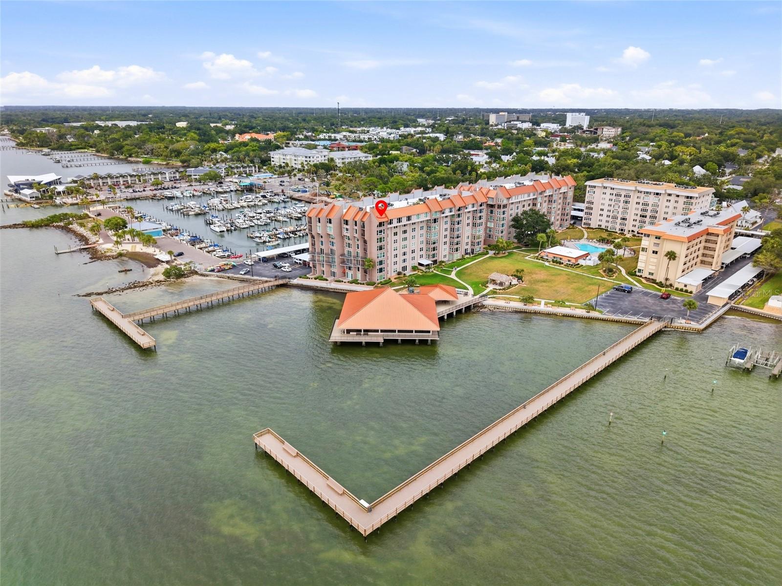 EDGEWATER ARMS 4TH CONDO - Residential