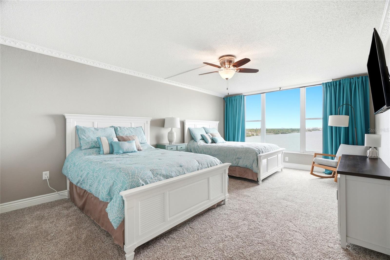 EDGEWATER ARMS 4TH CONDO - Residential