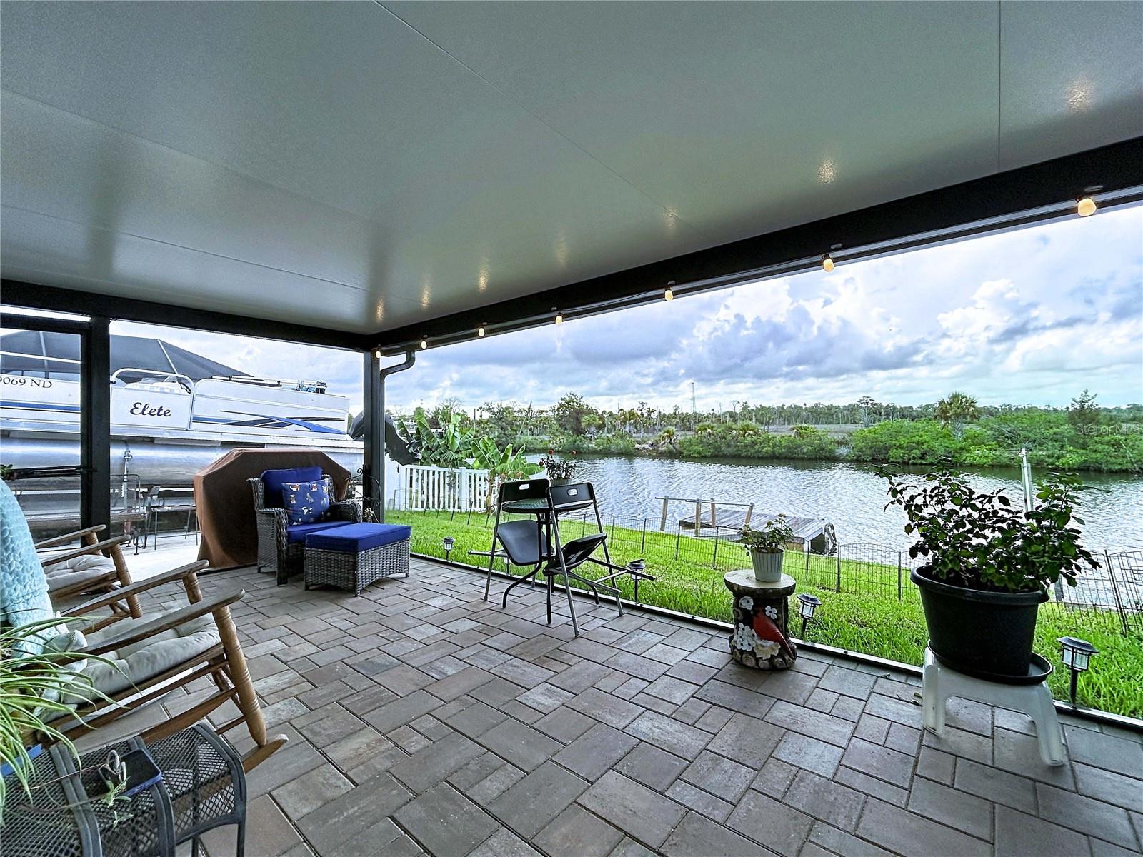 LEISURE BEACH - Residential