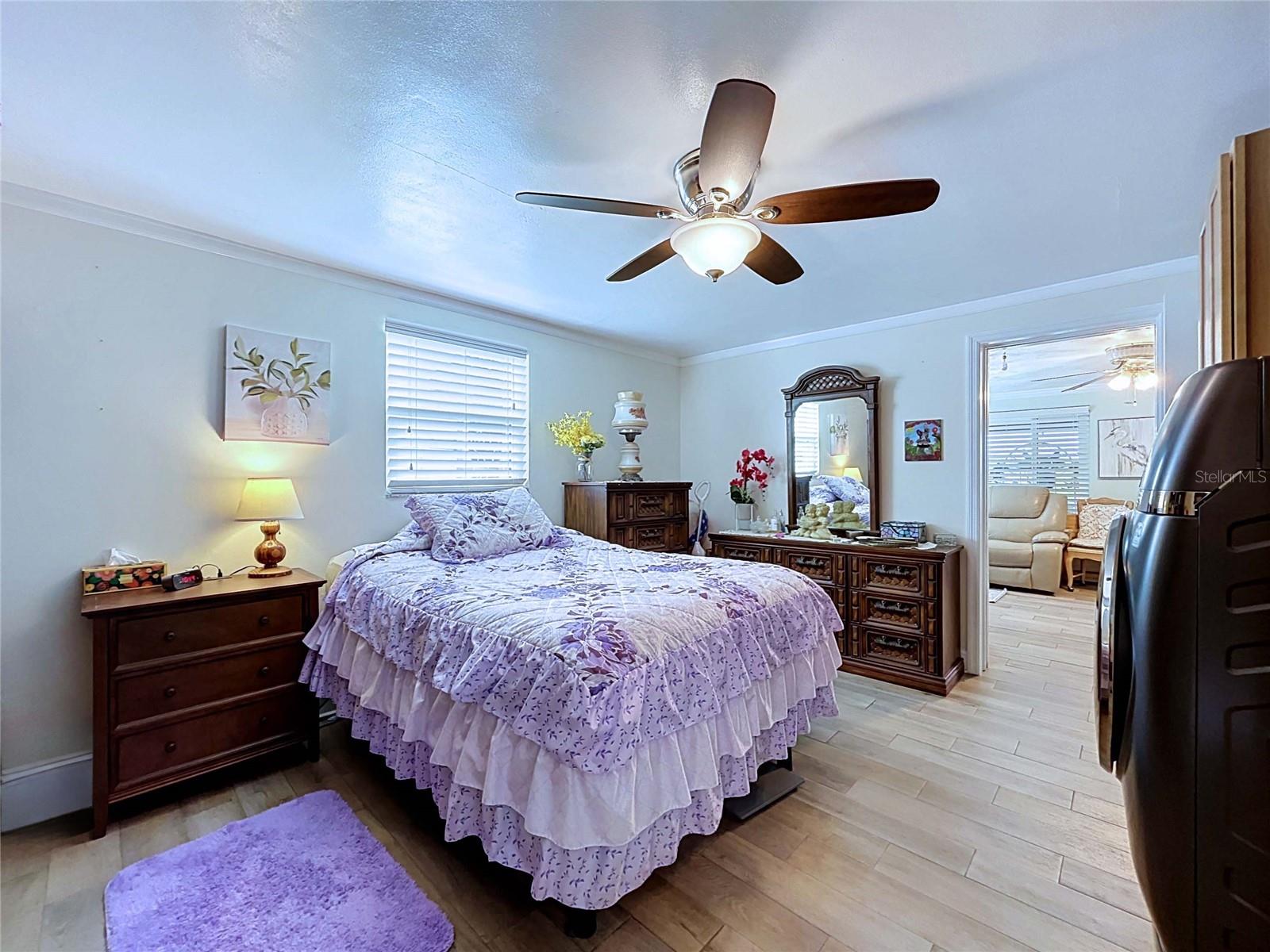 LEISURE BEACH - Residential