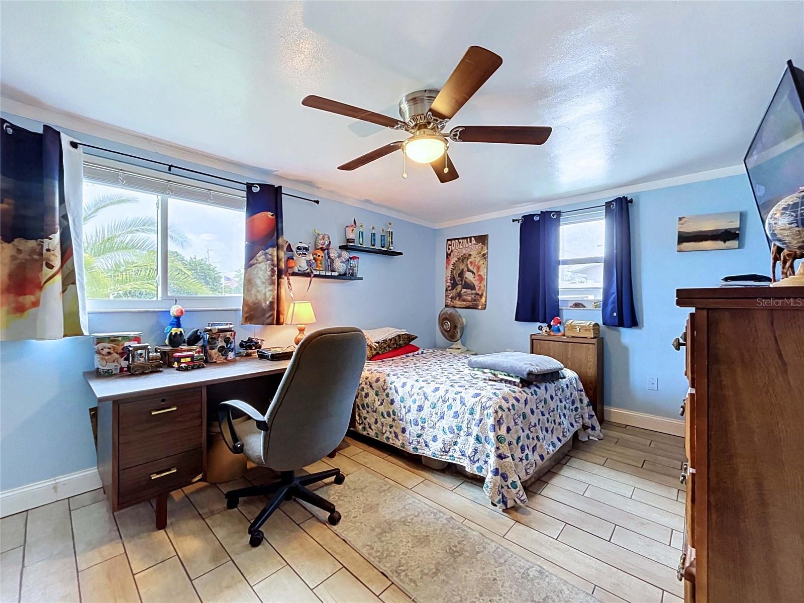 LEISURE BEACH - Residential