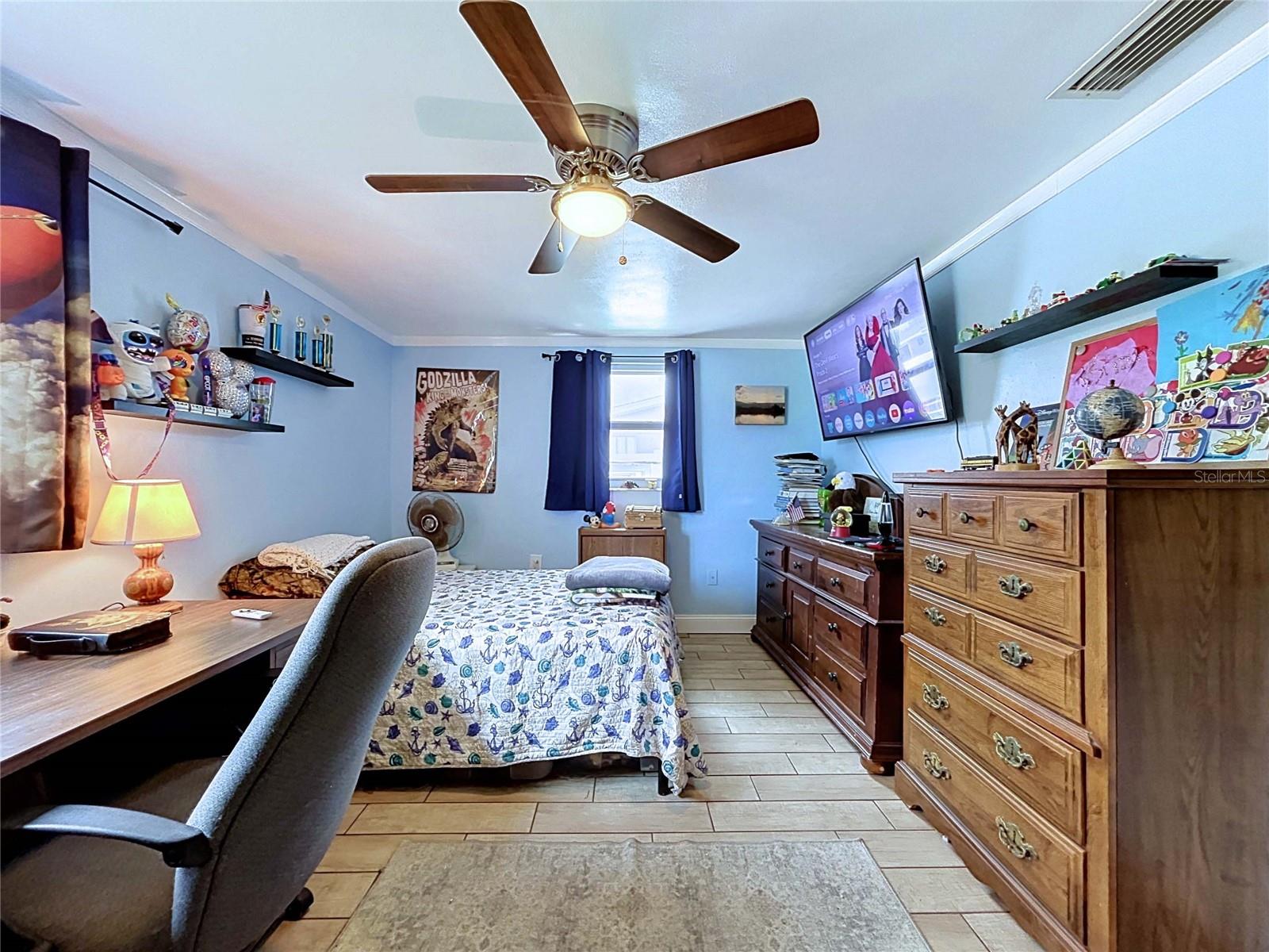 LEISURE BEACH - Residential