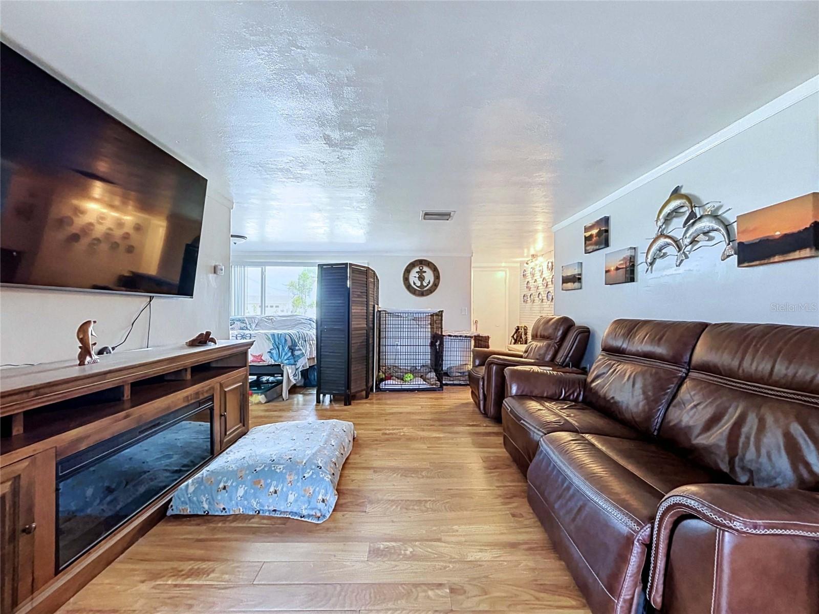 LEISURE BEACH - Residential