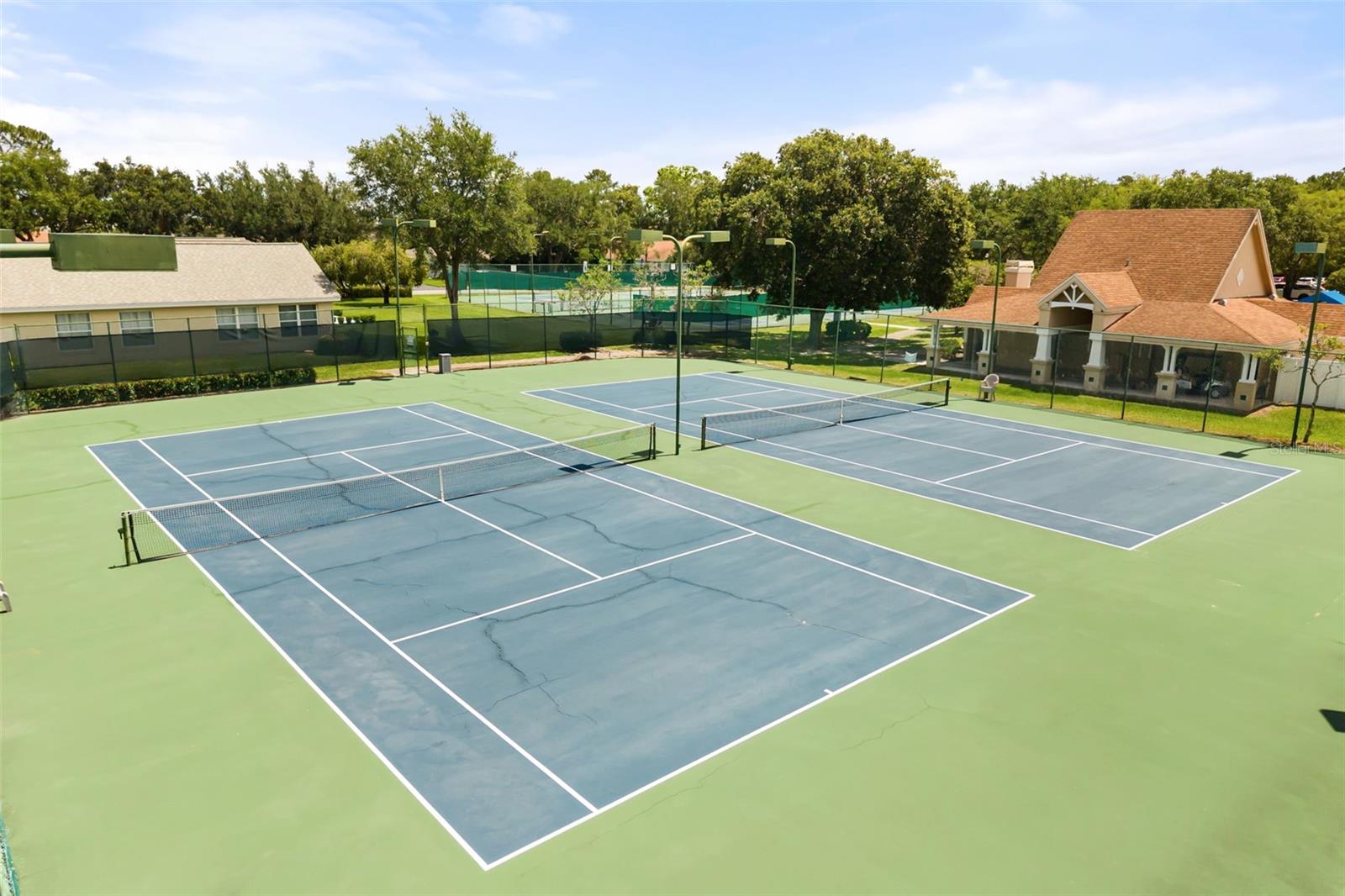 MOUNT DORA COUNTRY CLUB MOUNT DORA UNIT 02 - Residential
