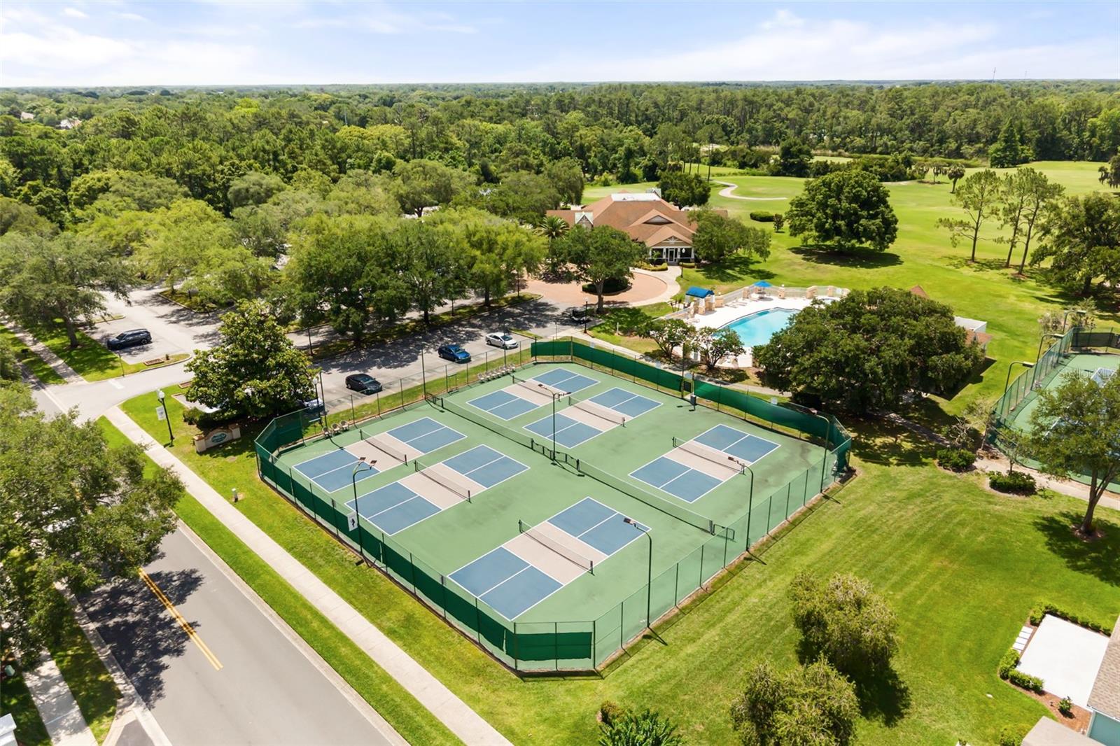 MOUNT DORA COUNTRY CLUB MOUNT DORA UNIT 02 - Residential