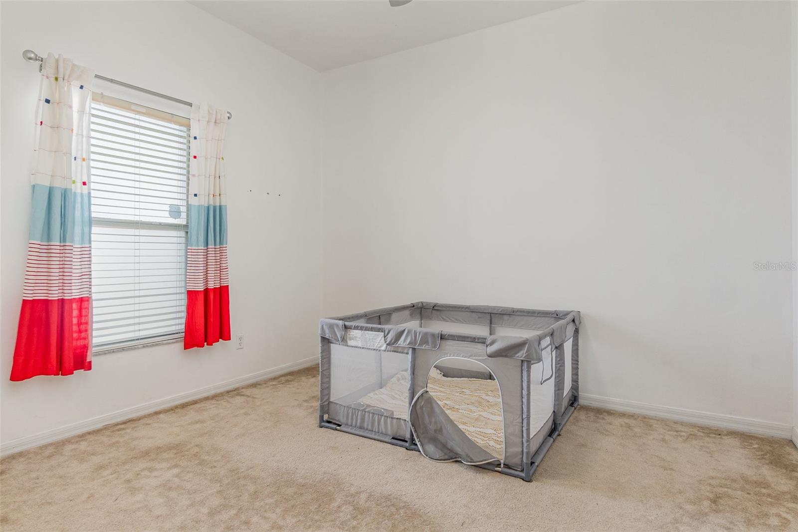 MAGIC LANDINGS PH 02 - Residential