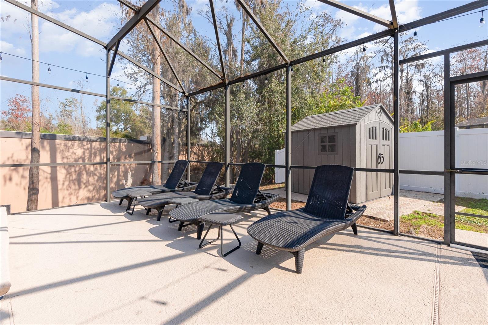 MAGIC LANDINGS PH 02 - Residential