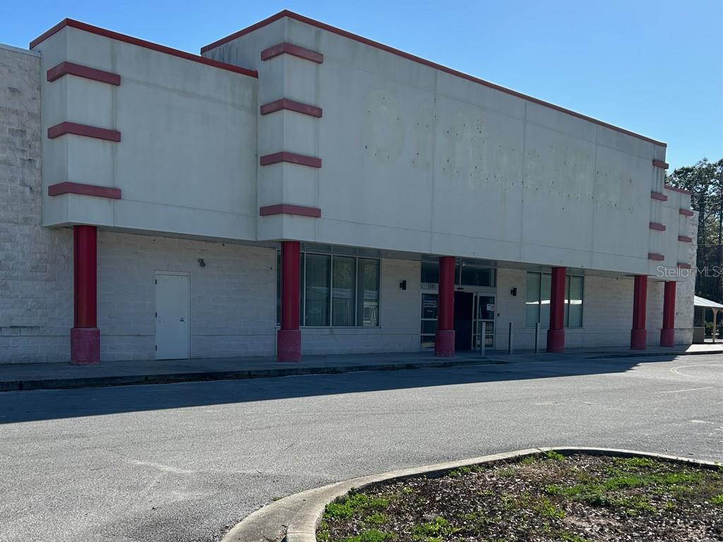 CRYSTAL RIVER MALL PB - Commercial Sale