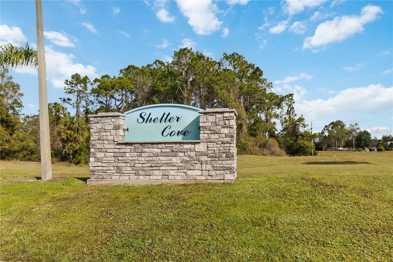 SHELTER COVE - Land