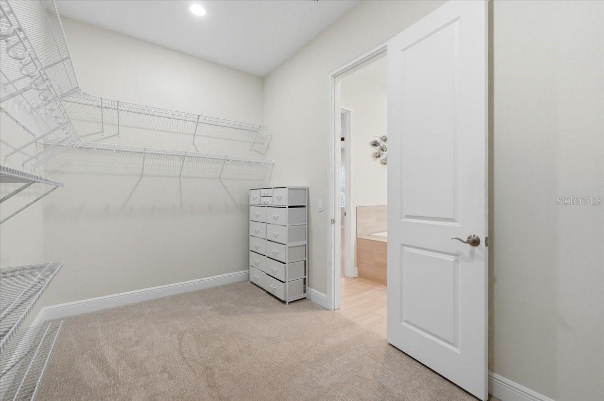 LAND LACKEY ESTATES UNIT 2 - Residential