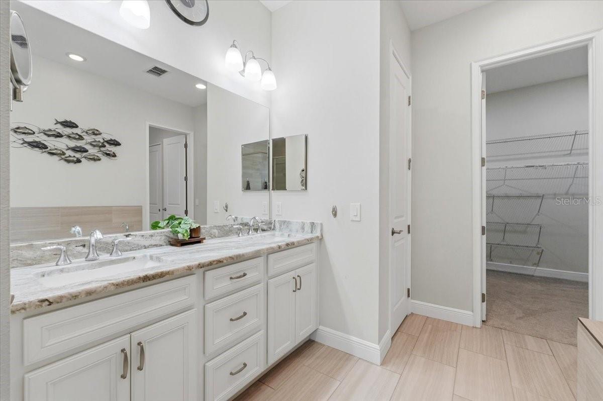 LAND LACKEY ESTATES UNIT 2 - Residential