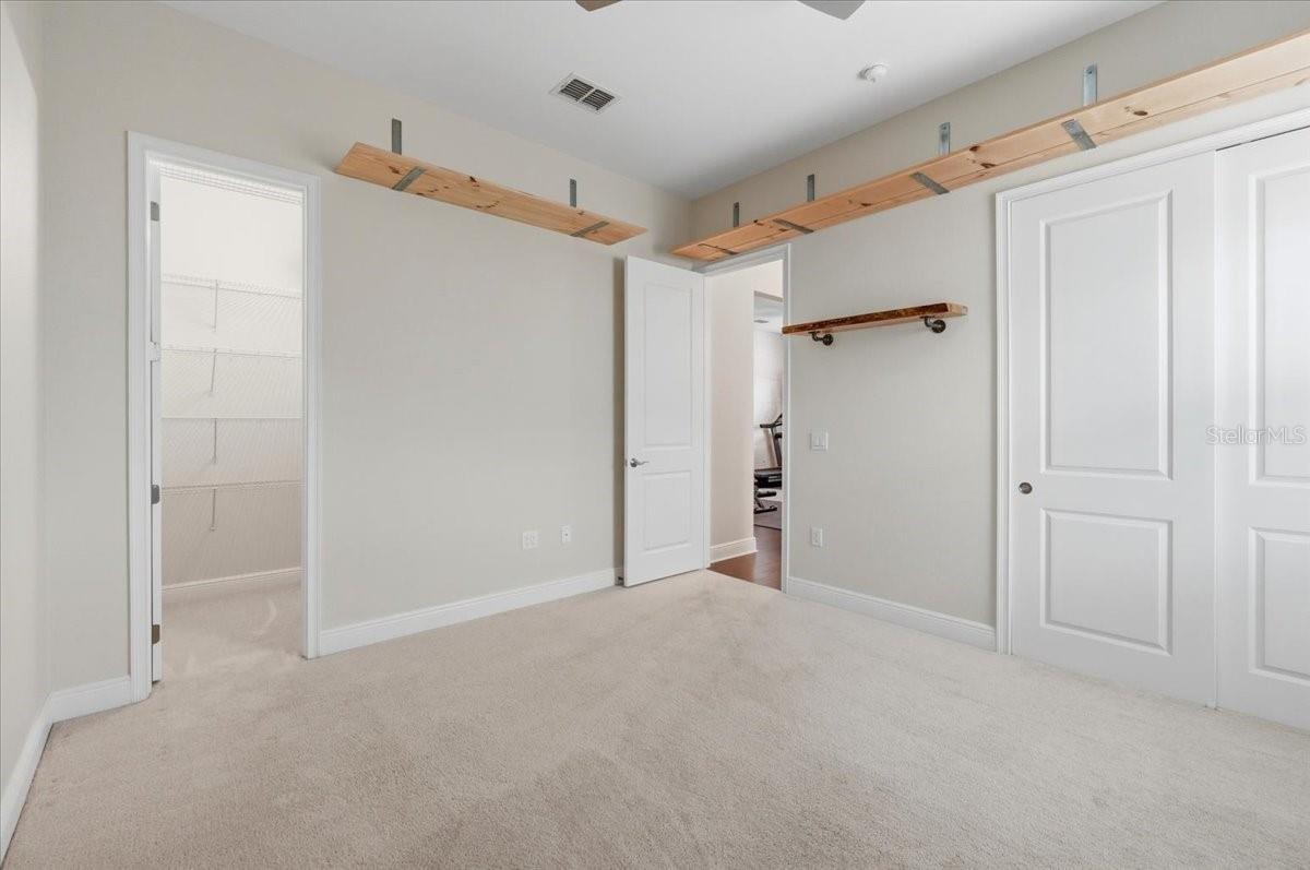 LAND LACKEY ESTATES UNIT 2 - Residential