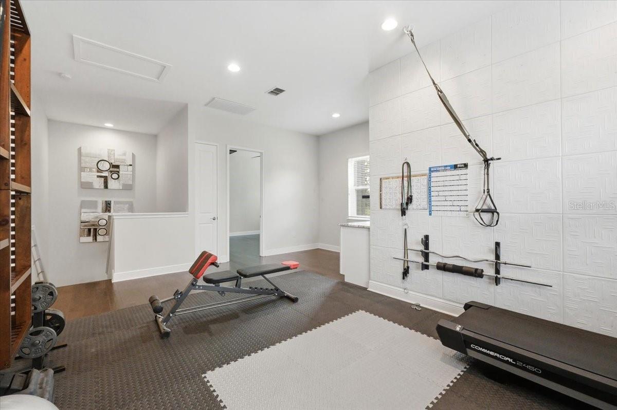 LAND LACKEY ESTATES UNIT 2 - Residential