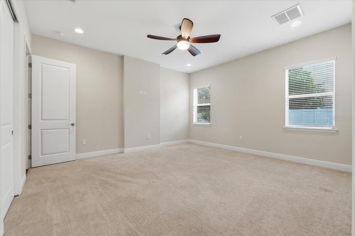 LAND LACKEY ESTATES UNIT 2 - Residential