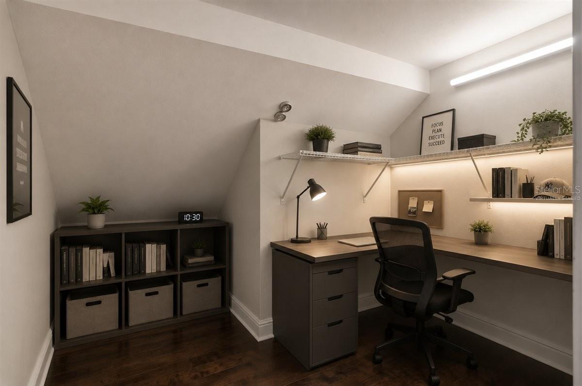 LAND LACKEY ESTATES UNIT 2 - Residential