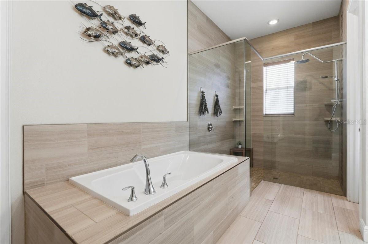 LAND LACKEY ESTATES UNIT 2 - Residential