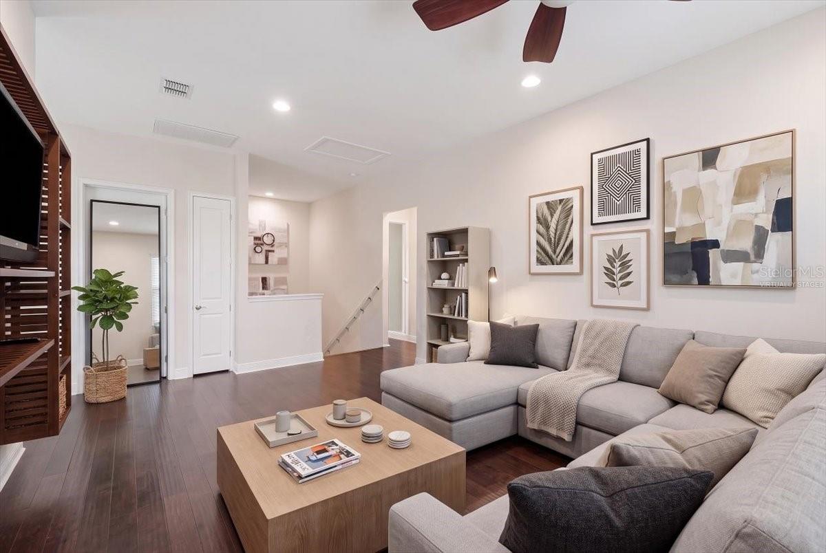 LAND LACKEY ESTATES UNIT 2 - Residential