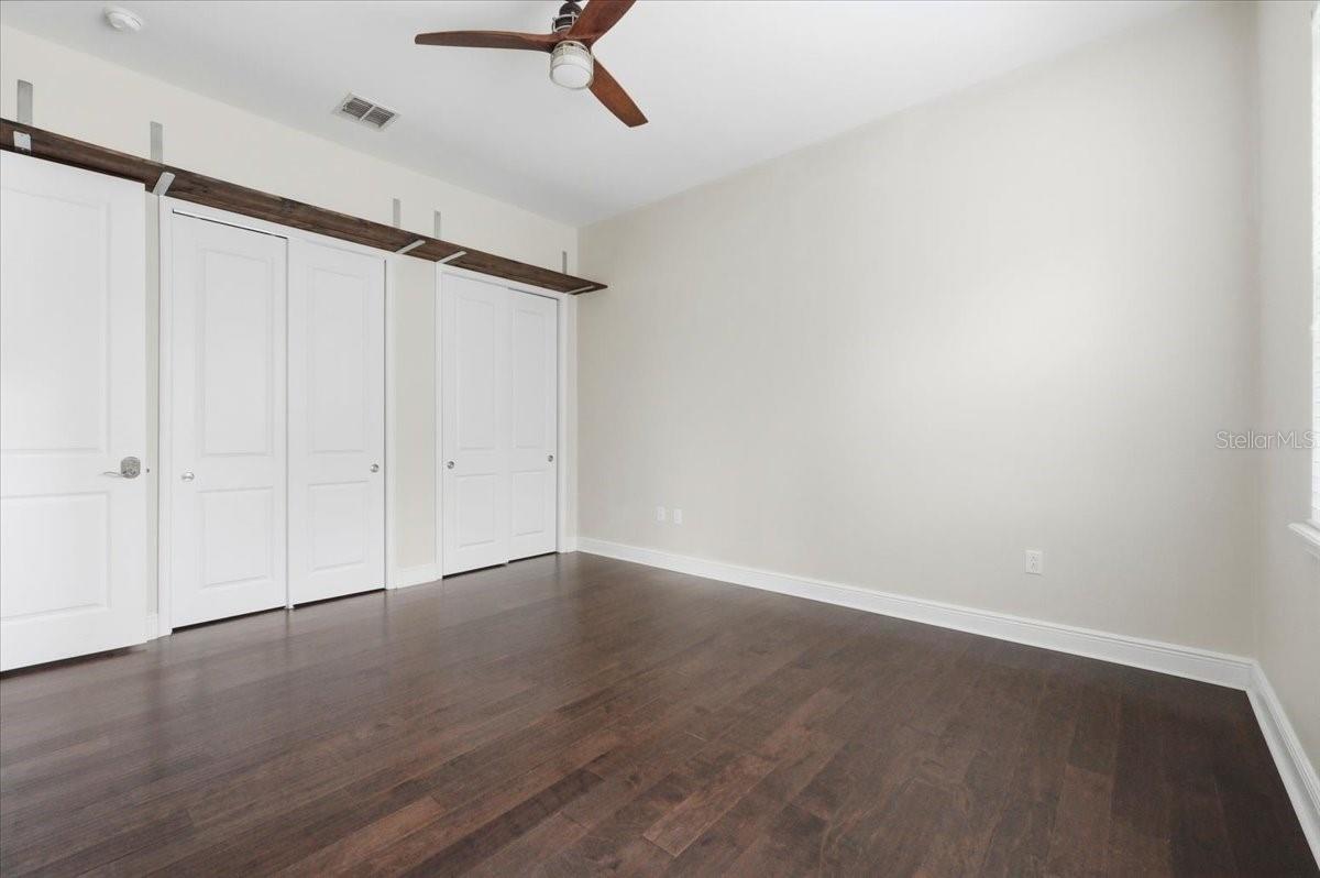 LAND LACKEY ESTATES UNIT 2 - Residential