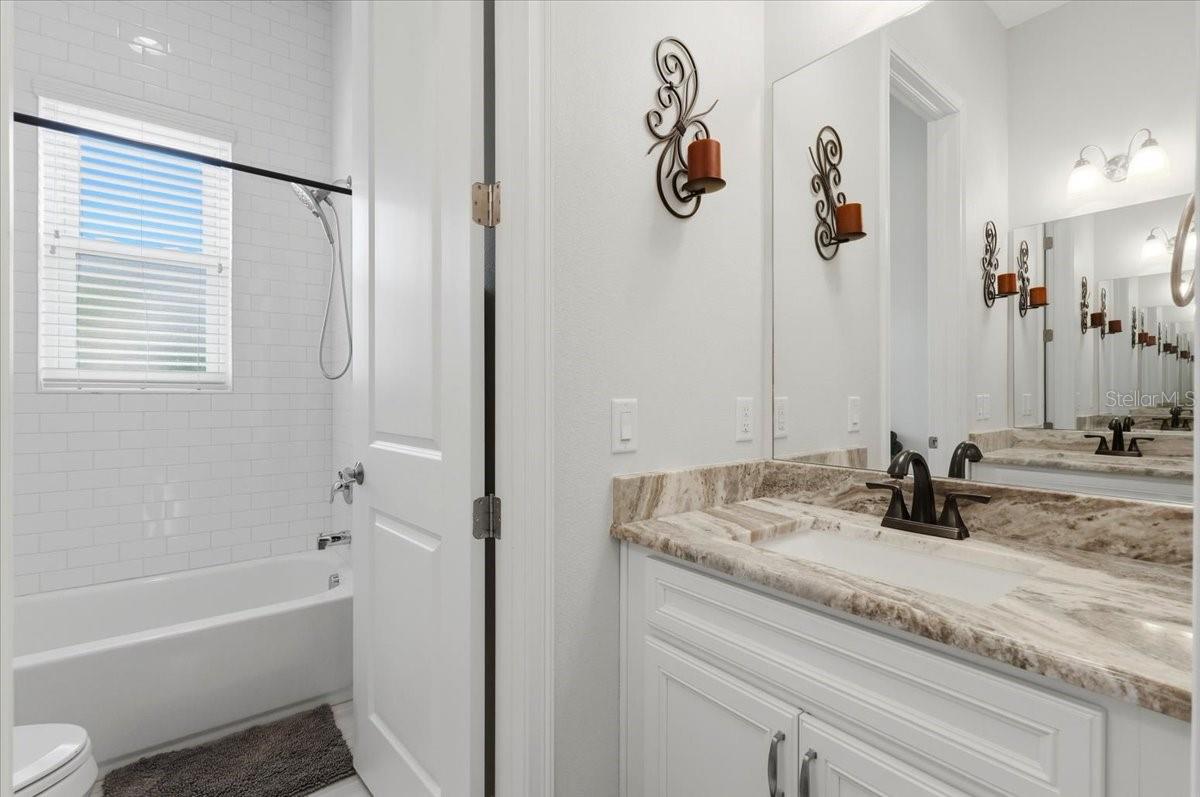 LAND LACKEY ESTATES UNIT 2 - Residential