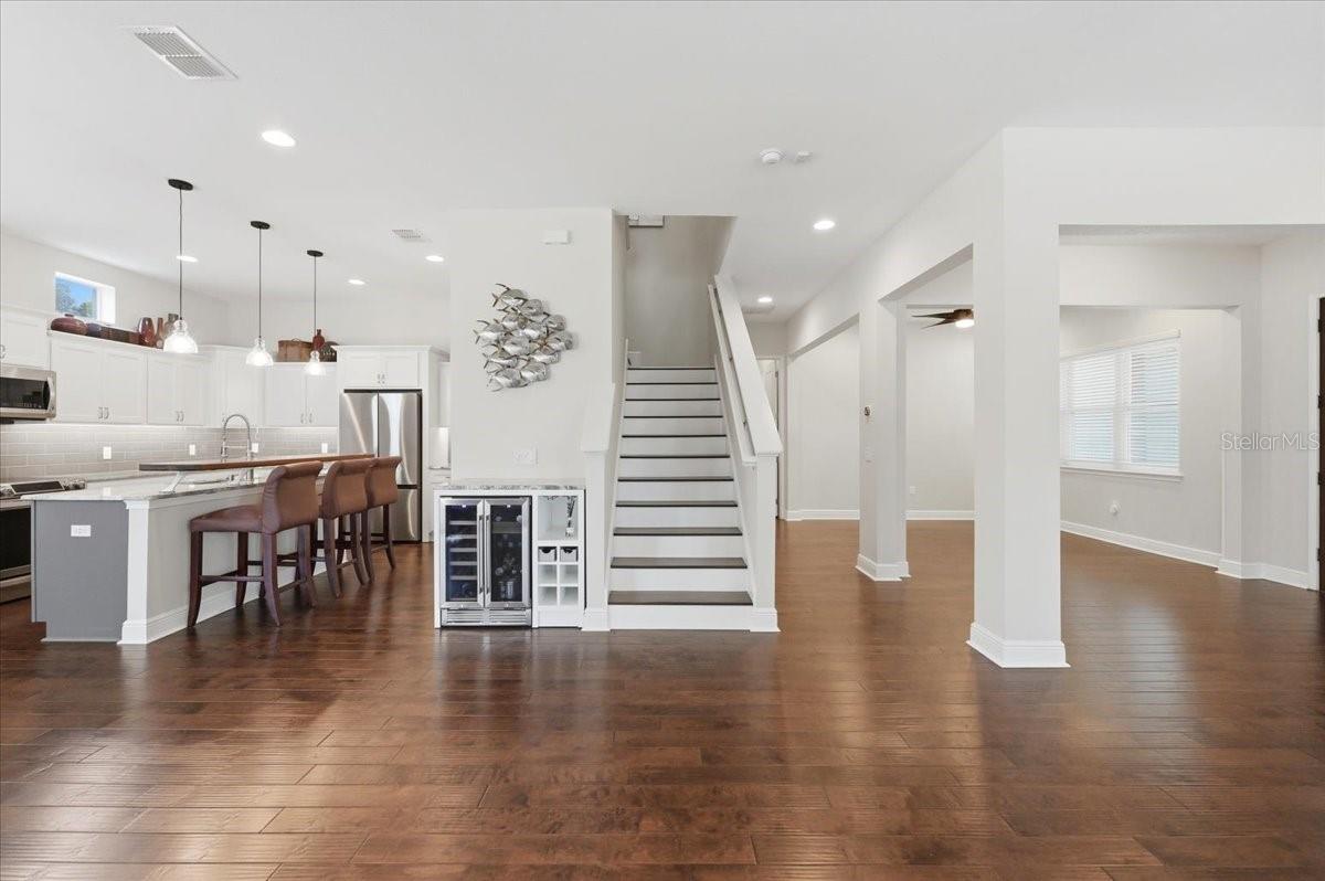LAND LACKEY ESTATES UNIT 2 - Residential