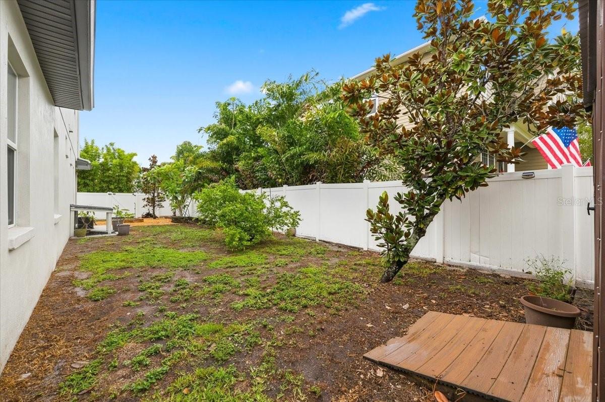 LAND LACKEY ESTATES UNIT 2 - Residential