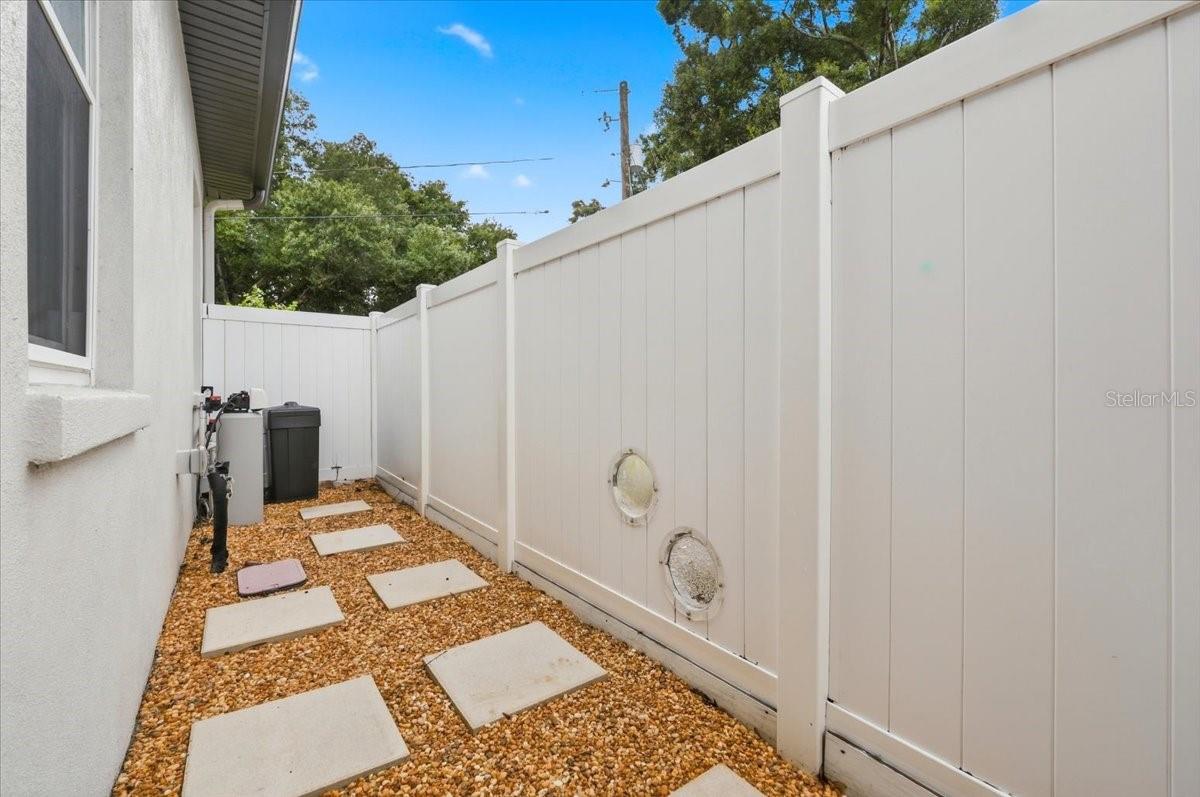 LAND LACKEY ESTATES UNIT 2 - Residential
