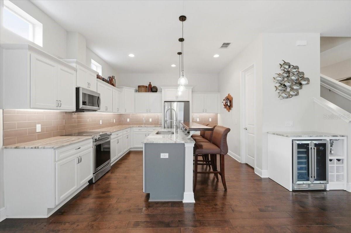 LAND LACKEY ESTATES UNIT 2 - Residential