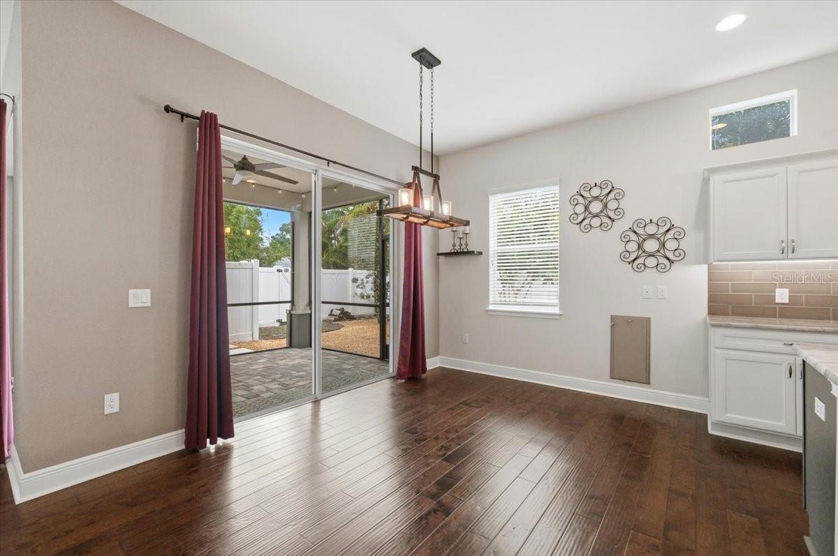 LAND LACKEY ESTATES UNIT 2 - Residential