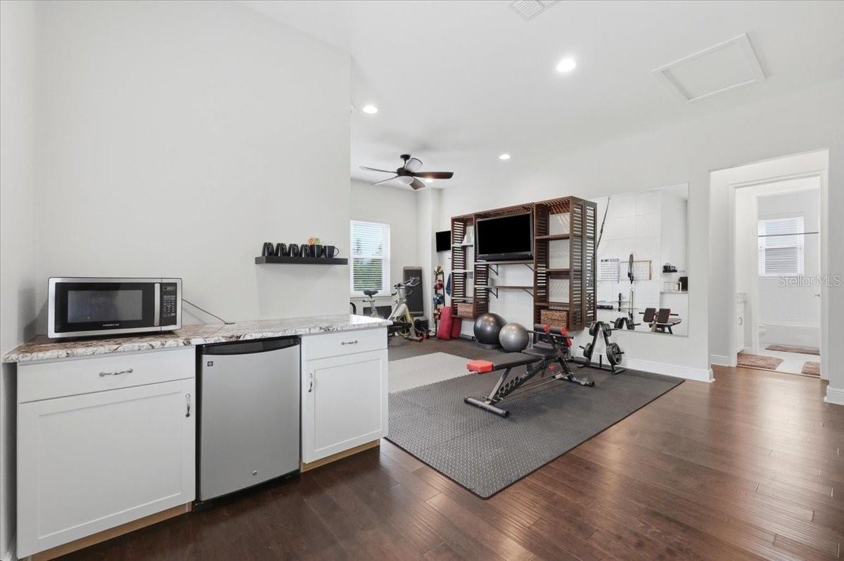 LAND LACKEY ESTATES UNIT 2 - Residential