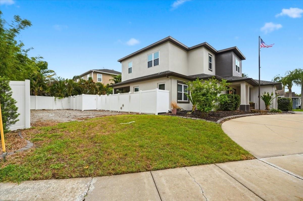 LAND LACKEY ESTATES UNIT 2 - Residential
