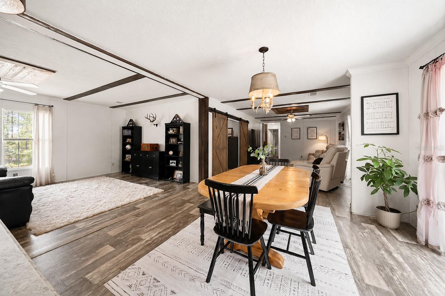 CUE LAKE HILLS - Residential