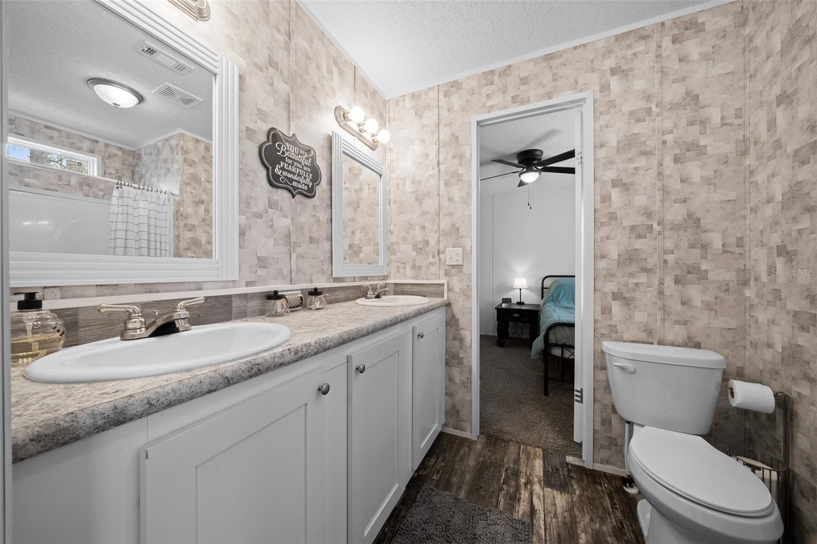 CUE LAKE HILLS - Residential