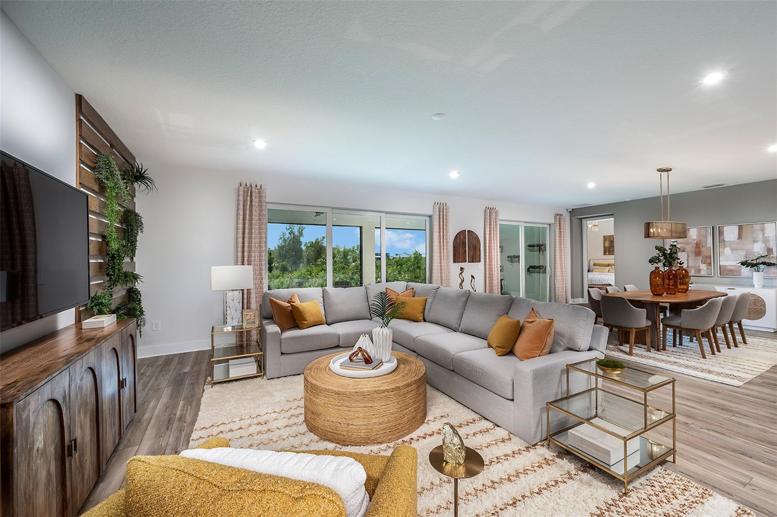 SUNSTONE LAKESIDE AT WELLEN PARK - Residential