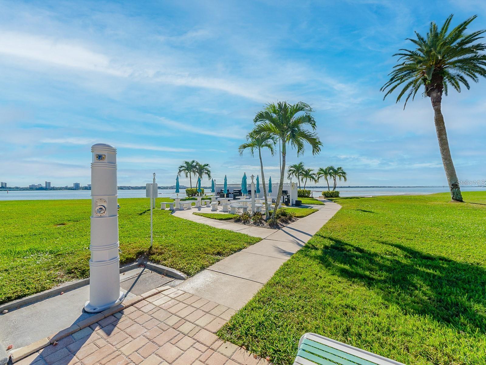 CLEARWATER POINT 8 TENNIS - Residential
