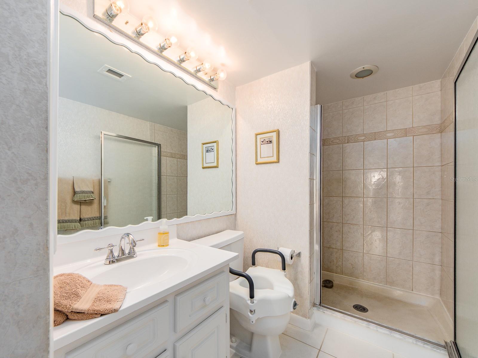 CLEARWATER POINT 8 TENNIS - Residential