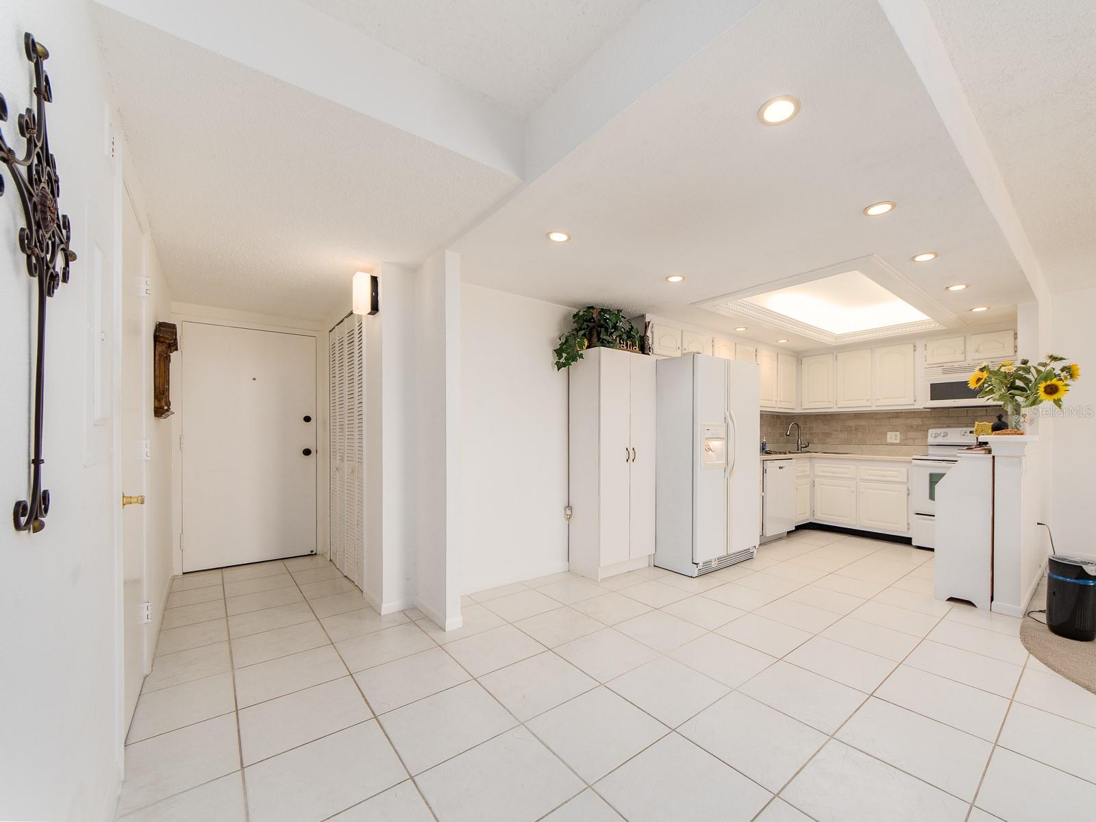 CLEARWATER POINT 8 TENNIS - Residential