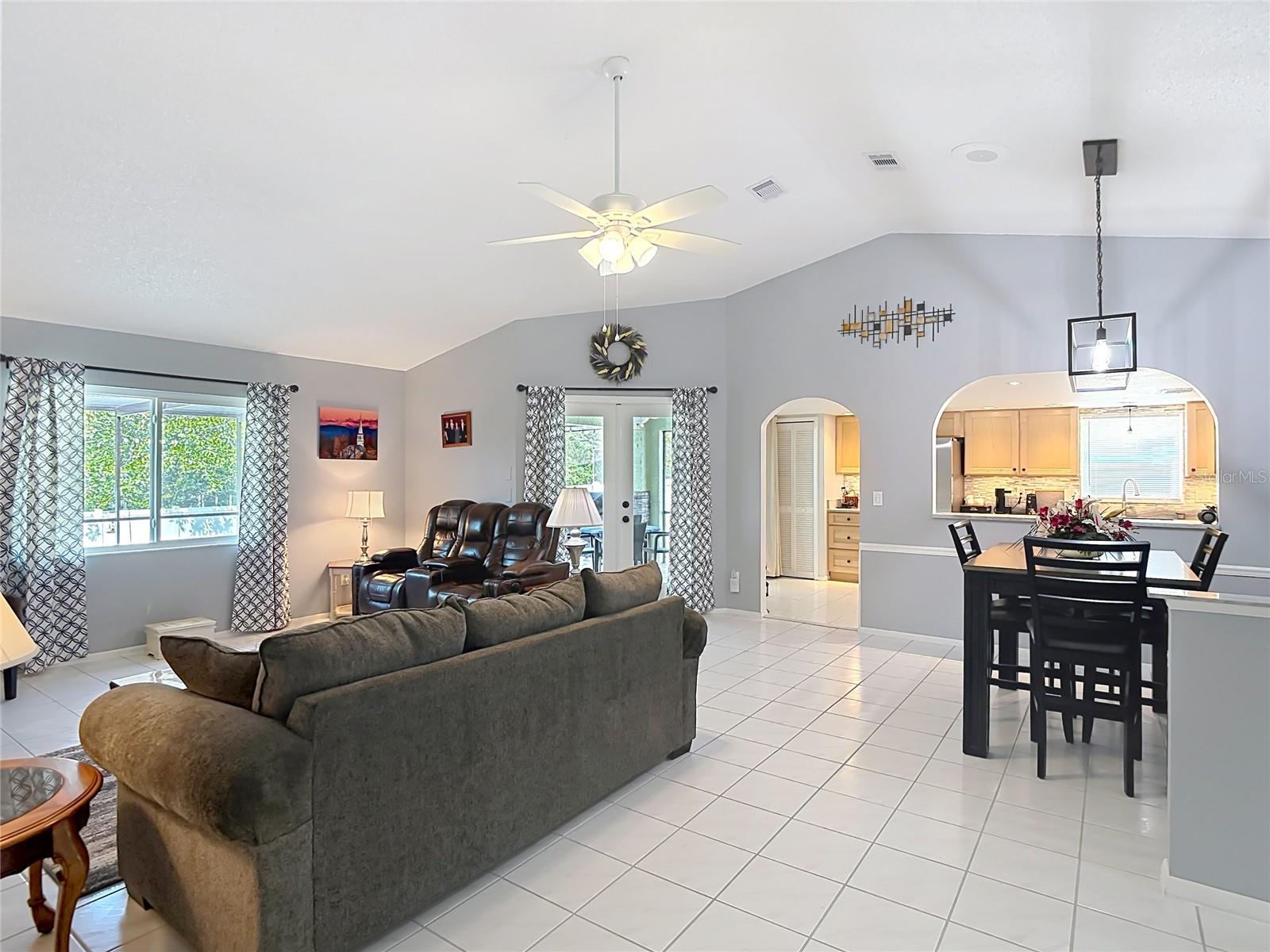 SPRING HILL - Residential