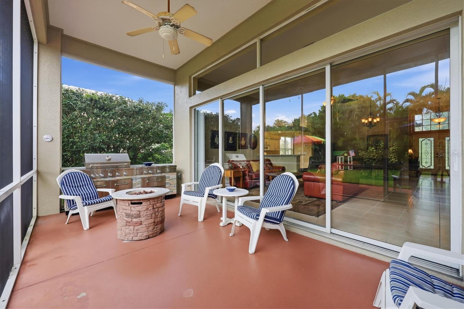 THE LAKES OF JACARANDA - Residential