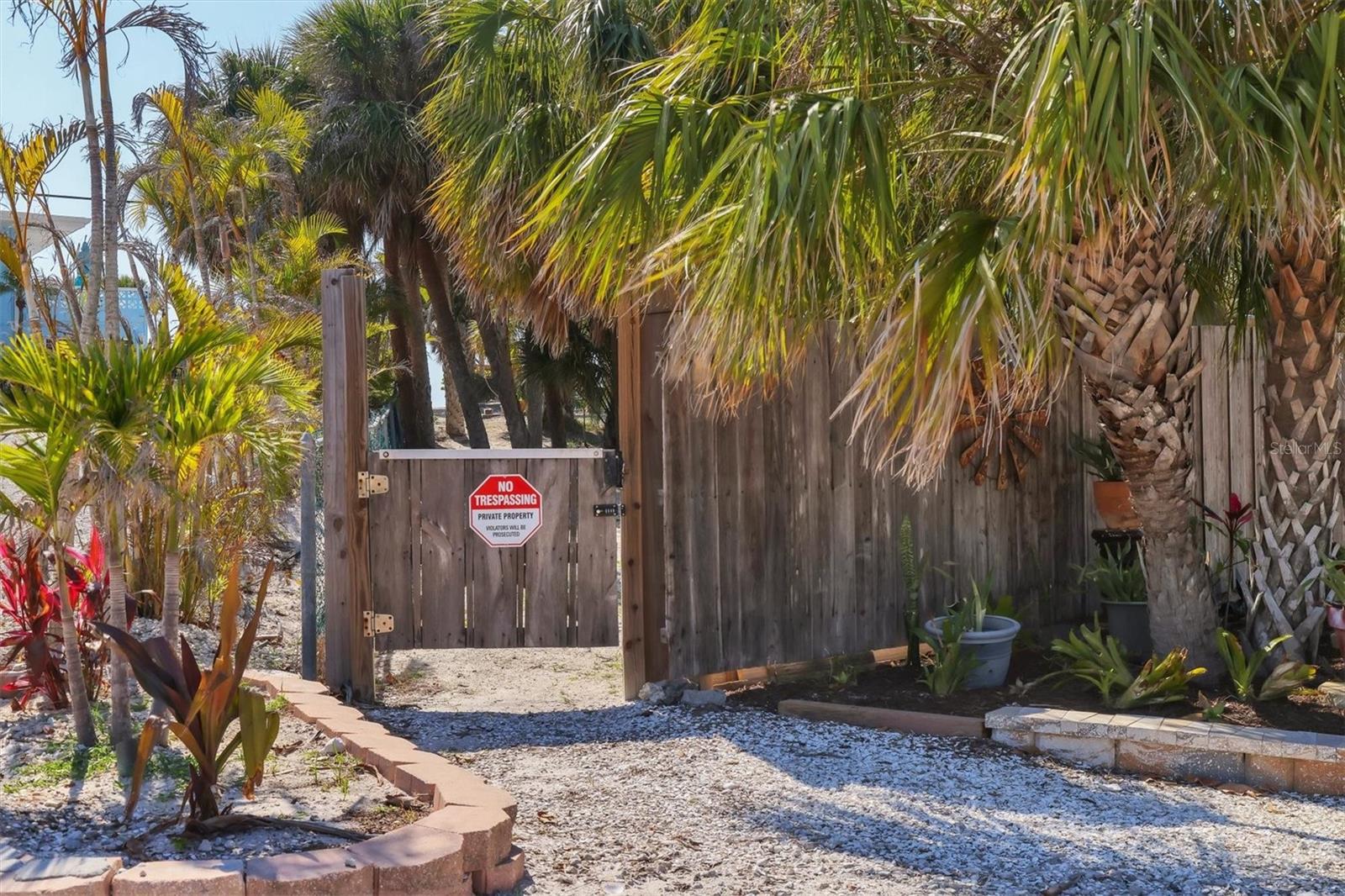 MANASOTA KEY - Residential