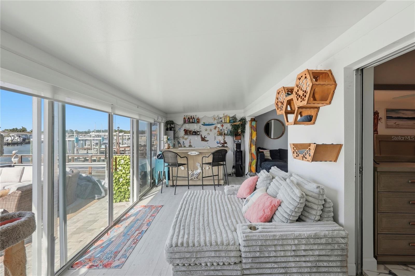 BOCA CIEGA POINT EAST - Residential