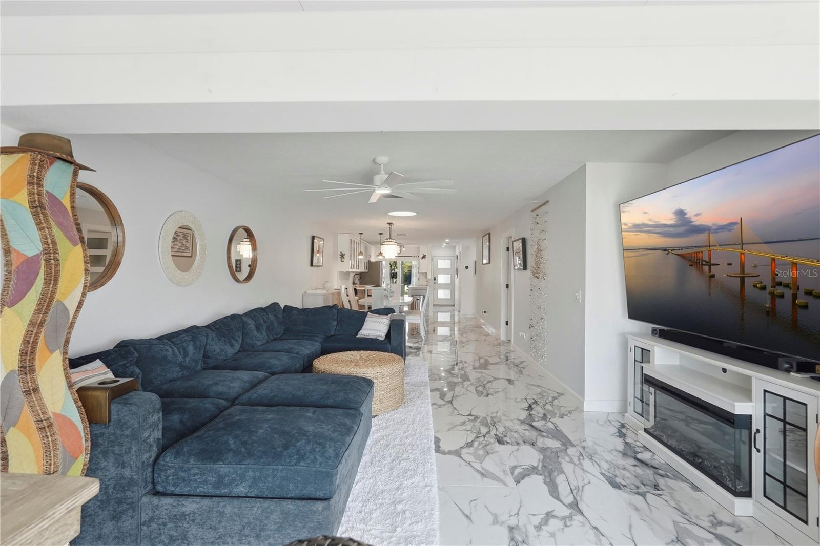 BOCA CIEGA POINT EAST - Residential