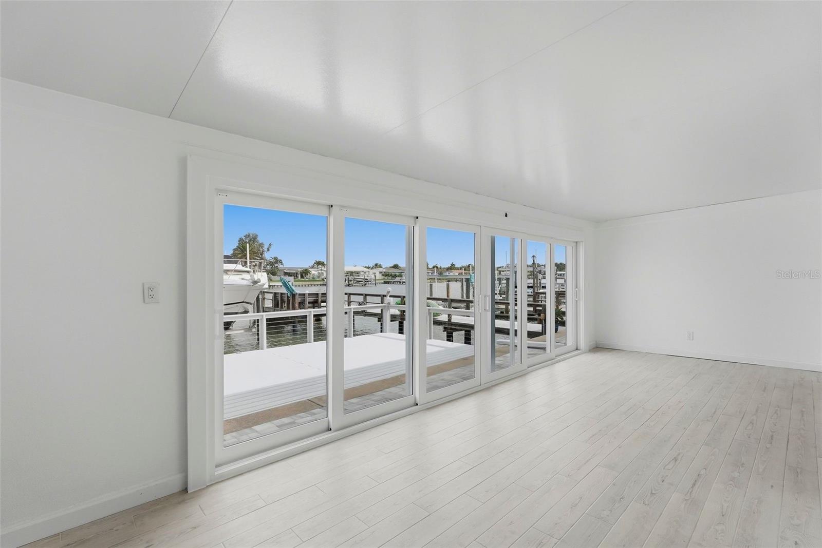 BOCA CIEGA POINT EAST - Residential