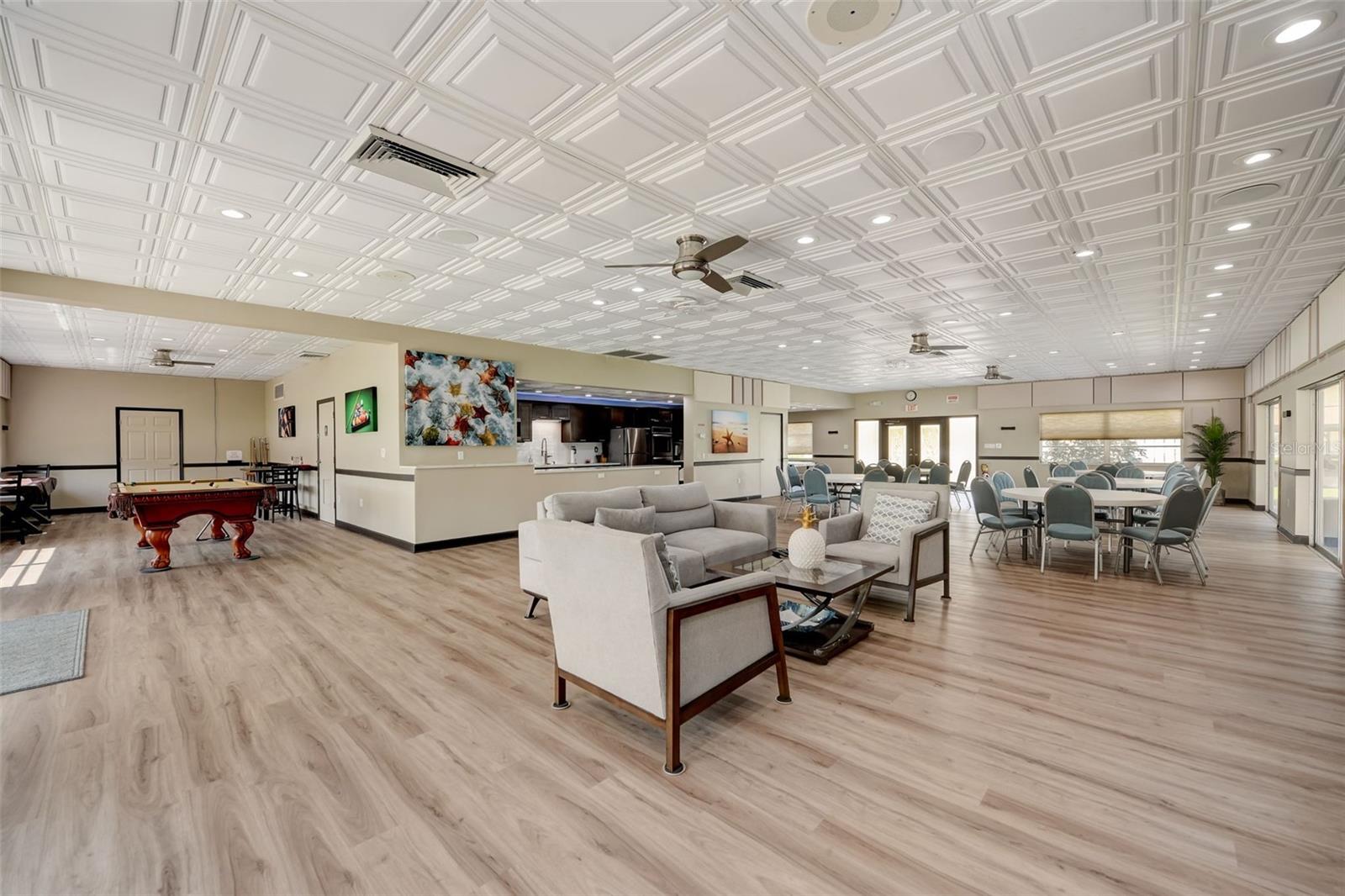 BOCA CIEGA POINT EAST - Residential